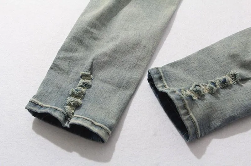 Destroyed Skinny Jeans