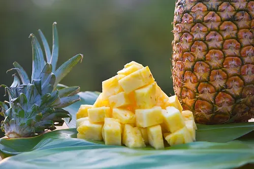 Fresh Pineapple 10lb Pack