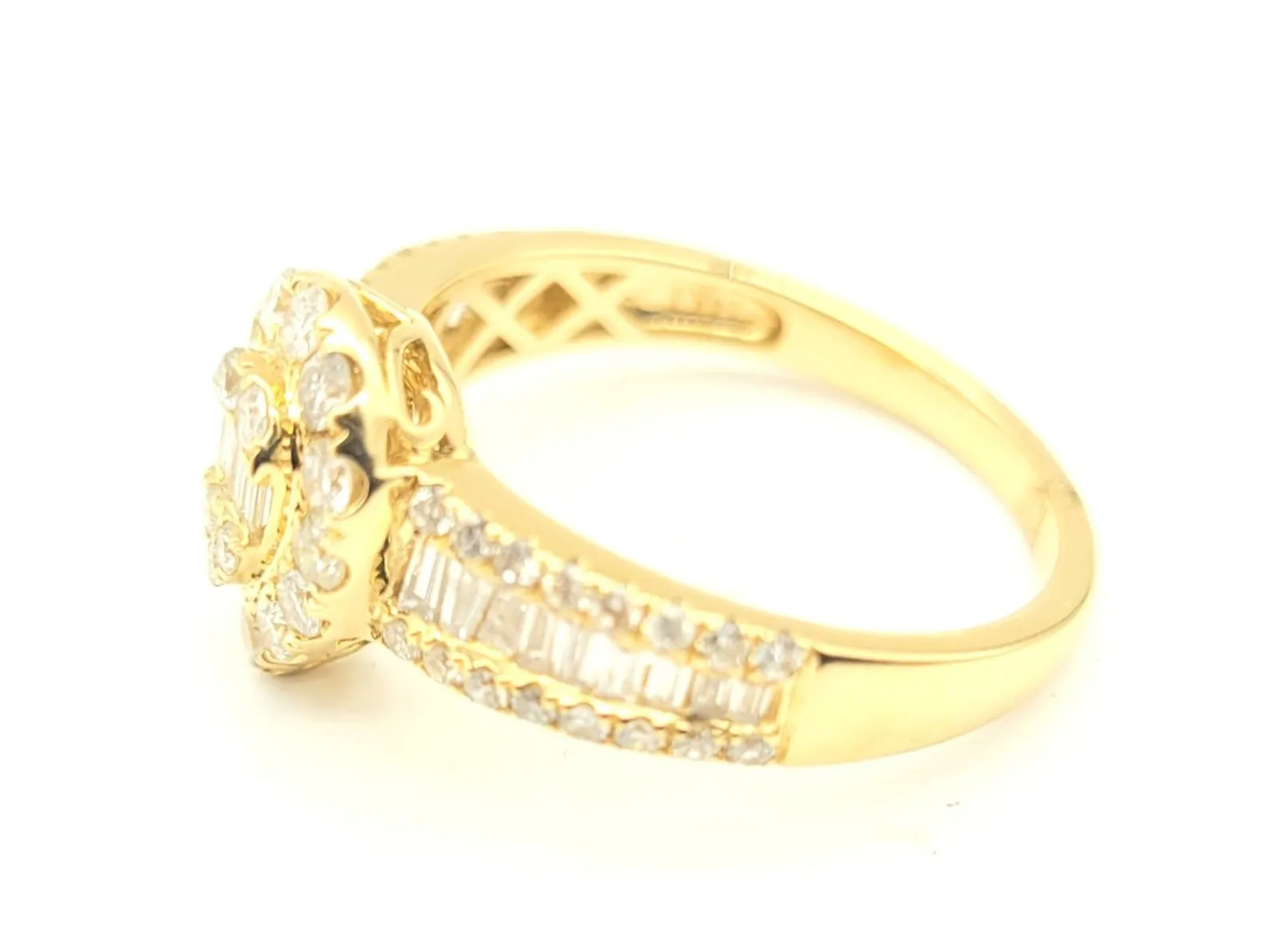 New 1 Carat Diamond Fashion Ring